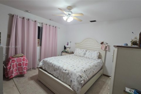 Casa en alquiler en Palmetto Bay, Florida, 5 dormitorios, 338.07 m2 № 1927186 - foto 27