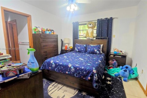 Casa en alquiler en Palmetto Bay, Florida, 5 dormitorios, 338.07 m2 № 1927186 - foto 26