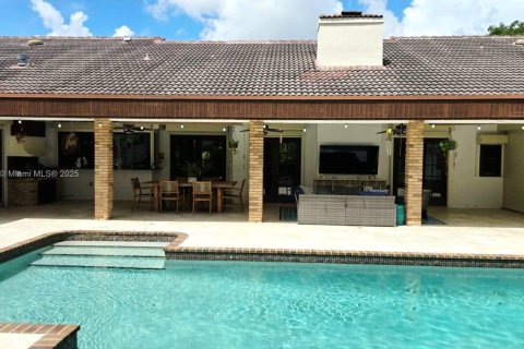 Casa en alquiler en Palmetto Bay, Florida, 5 dormitorios, 338.07 m2 № 1927186 - foto 4