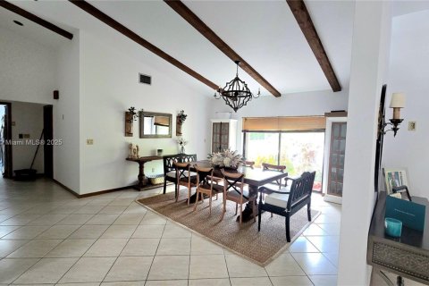 Casa en alquiler en Palmetto Bay, Florida, 5 dormitorios, 338.07 m2 № 1927186 - foto 14