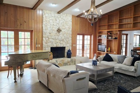 Casa en alquiler en Palmetto Bay, Florida, 5 dormitorios, 338.07 m2 № 1927186 - foto 10