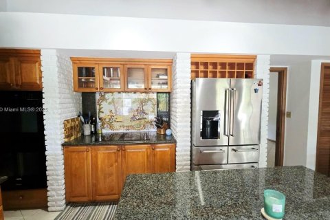 Casa en alquiler en Palmetto Bay, Florida, 5 dormitorios, 338.07 m2 № 1927186 - foto 15