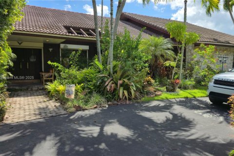 Casa en alquiler en Palmetto Bay, Florida, 5 dormitorios, 338.07 m2 № 1927186 - foto 6