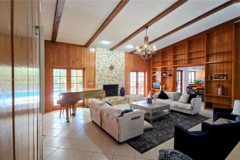 Casa en alquiler en Palmetto Bay, Florida, 5 dormitorios, 338.07 m2 № 1927186 - foto 9