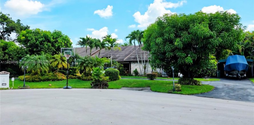Casa en Palmetto Bay, Florida 5 dormitorios, 338.07 m2 № 1927186