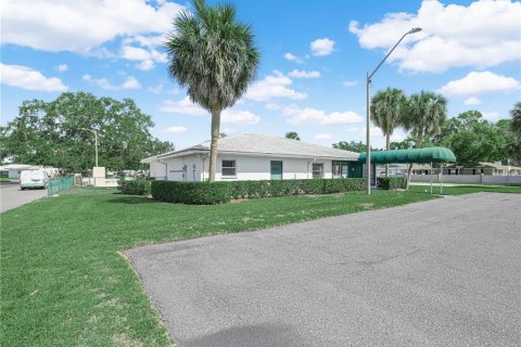Commercial property in Lakeland, Florida 193.89 sq.m. № 2166316 - photo 4