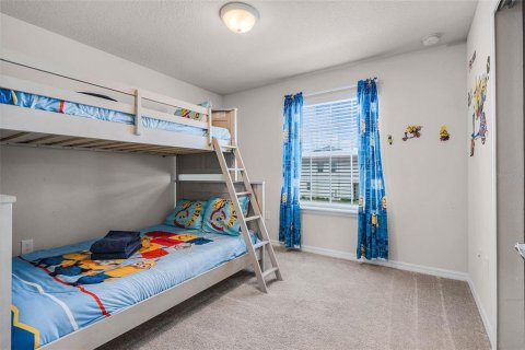 Townhouse in Davenport, Florida 5 bedrooms, 212.1 sq.m. № 1626194 - photo 24