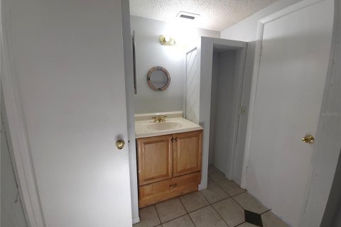 Copropriété à louer à Tampa, Floride: 2 chambres, 99.78 m2 № 2094537 - photo 27
