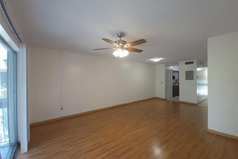 Copropriété à louer à Tampa, Floride: 2 chambres, 99.78 m2 № 2094537 - photo 10