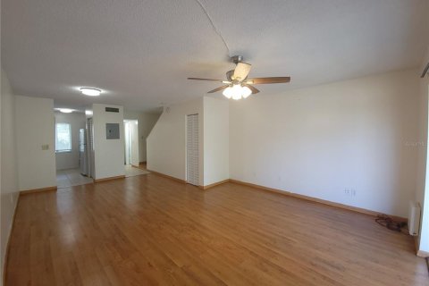 Copropriété à louer à Tampa, Floride: 2 chambres, 99.78 m2 № 2094537 - photo 9