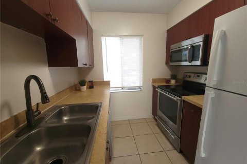 Copropriété à louer à Tampa, Floride: 2 chambres, 99.78 m2 № 2094537 - photo 15