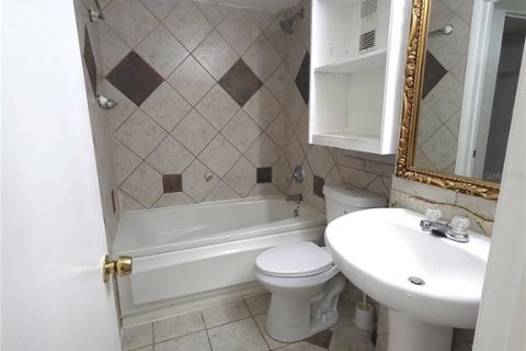 Copropriété à louer à Tampa, Floride: 2 chambres, 99.78 m2 № 2094537 - photo 29