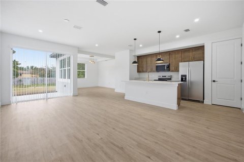 Casa en venta en Ocala, Florida, 3 dormitorios, 139.35 m2 № 2110551 - foto 2