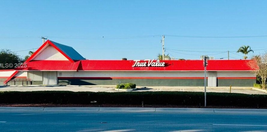 Immobilier commercial à Pompano Beach, Floride № 1994737