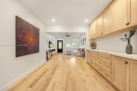 Villa ou maison à vendre à Miami, Floride: 3 chambres, 154.31 m2 № 1964238 - photo 4