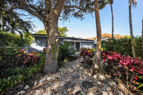 Villa ou maison à vendre à Miami, Floride: 3 chambres, 154.31 m2 № 1964238 - photo 25