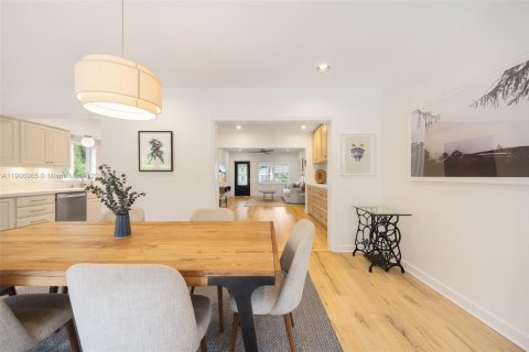 Villa ou maison à vendre à Miami, Floride: 3 chambres, 154.31 m2 № 1964238 - photo 6