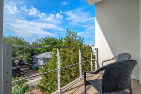 Condominio en alquiler en Orlando, Florida, 2 dormitorios, 117.8 m2 № 1107696 - foto 17