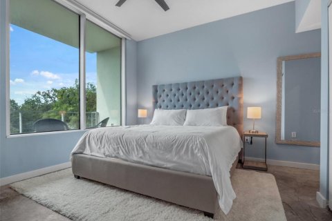 Condominio en alquiler en Orlando, Florida, 2 dormitorios, 117.8 m2 № 1107696 - foto 13
