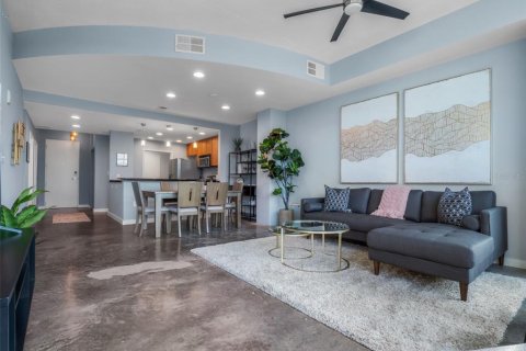 Condominio en alquiler en Orlando, Florida, 2 dormitorios, 117.8 m2 № 1107696 - foto 6