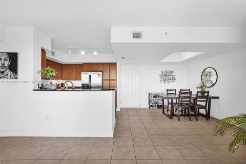 Copropriété à vendre à Miami, Floride: 2 chambres, 109.62 m2 № 1946551 - photo 16