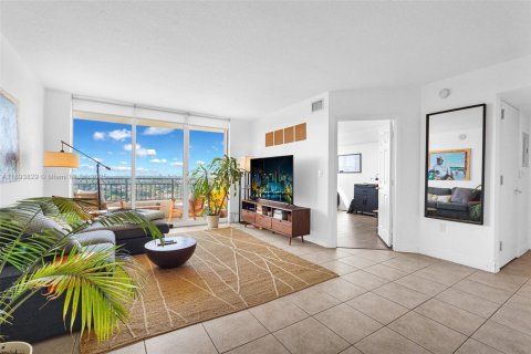 Copropriété à vendre à Miami, Floride: 2 chambres, 109.62 m2 № 1946551 - photo 22