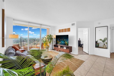 Copropriété à vendre à Miami, Floride: 2 chambres, 109.62 m2 № 1946551 - photo 23