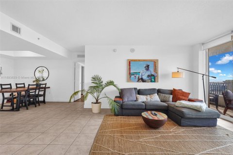 Copropriété à vendre à Miami, Floride: 2 chambres, 109.62 m2 № 1946551 - photo 18