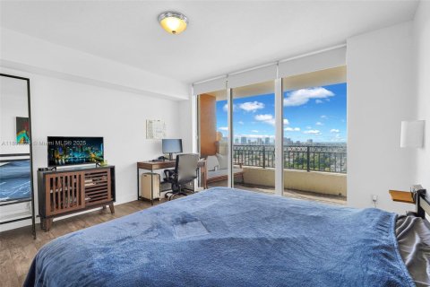 Copropriété à vendre à Miami, Floride: 2 chambres, 109.62 m2 № 1946551 - photo 4