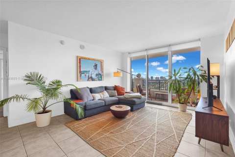 Copropriété à vendre à Miami, Floride: 2 chambres, 109.62 m2 № 1946551 - photo 19
