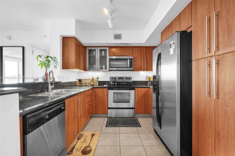 Copropriété à vendre à Miami, Floride: 2 chambres, 109.62 m2 № 1946551 - photo 26