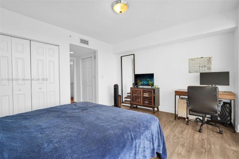 Copropriété à vendre à Miami, Floride: 2 chambres, 109.62 m2 № 1946551 - photo 6