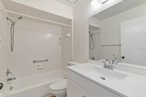 Condominio en venta en Sun City Center, Florida, 2 dormitorios, 100.15 m2 № 1812723 - foto 14