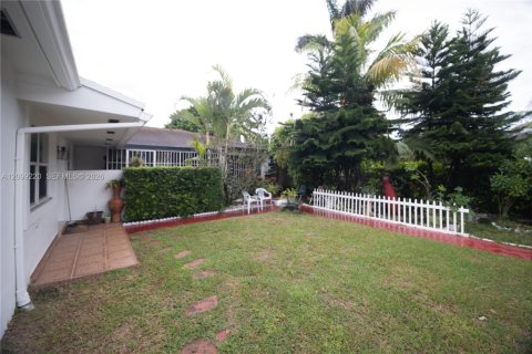 House in Cutler Bay, Florida 3 bedrooms № 2402118 - photo 27