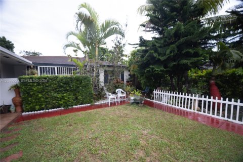 House in Cutler Bay, Florida 3 bedrooms № 2402118 - photo 25