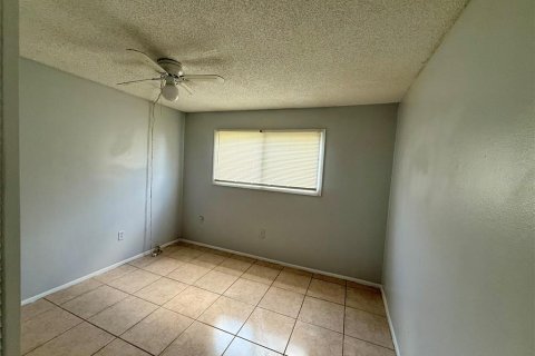 Apartamento en alquiler en Altamonte Springs, Florida, 3 dormitorios, 103.31 m2 № 1880985 - foto 12