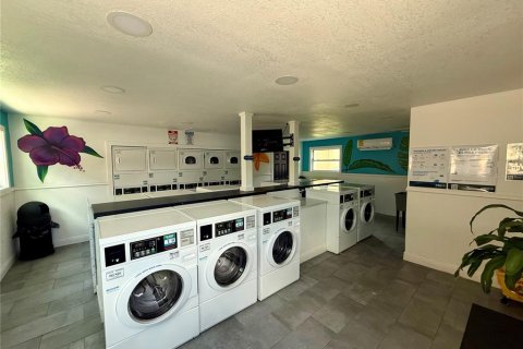 Apartamento en alquiler en Altamonte Springs, Florida, 3 dormitorios, 103.31 m2 № 1880985 - foto 17