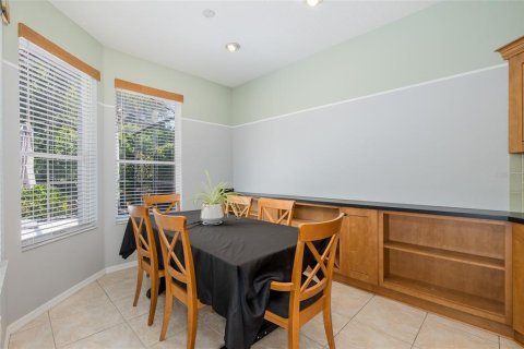 House in Tampa, Florida 3 bedrooms, 164.81 sq.m. № 2208284 - photo 12