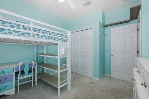 House in Tampa, Florida 3 bedrooms, 164.81 sq.m. № 2208284 - photo 25