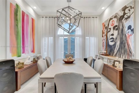 House in Aventura, Florida 5 bedrooms, 494.15 sq.m. № 1980288 - photo 14