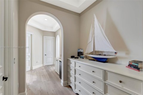 House in Aventura, Florida 5 bedrooms, 494.15 sq.m. № 1980288 - photo 29