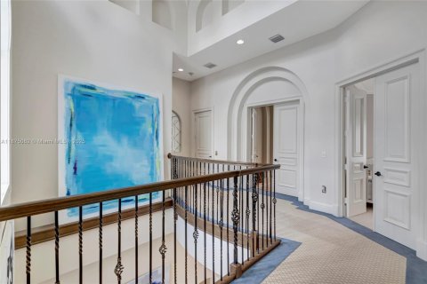 House in Aventura, Florida 5 bedrooms, 494.15 sq.m. № 1980288 - photo 21