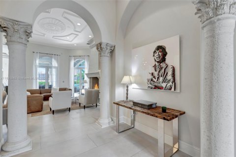 House in Aventura, Florida 5 bedrooms, 494.15 sq.m. № 1980288 - photo 8