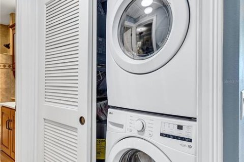 Купить кондоминиум в Сарасота, Флорида 4 комнаты, 93.83м2, № 1569264 - фото 28