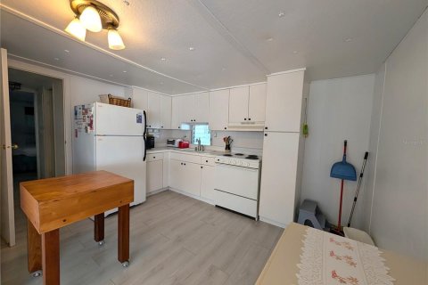 Apartamento en alquiler en Sarasota, Florida, 2 dormitorios, 41.81 m2 № 1900805 - foto 3