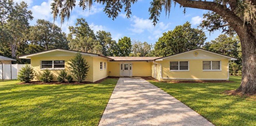 Casa en Leesburg, Florida 4 dormitorios, 194.26 m2 № 2386016