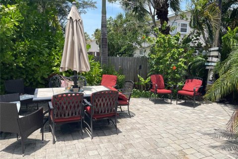 Apartment in Bradenton Beach, Florida 2 bedrooms, 83.61 sq.m. № 2221015 - photo 10