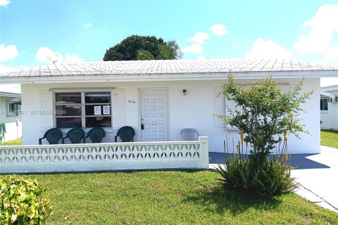 Купить виллу или дом в Тамарак, Флорида 2 спальни, 98.66м2, № 2052064 - фото 9