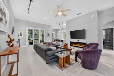 Casa en venta en New Smyrna Beach, Florida, 4 dormitorios, 226.68 m2 № 2422667 - foto 28