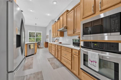 Casa en venta en New Smyrna Beach, Florida, 4 dormitorios, 226.68 m2 № 2422667 - foto 2